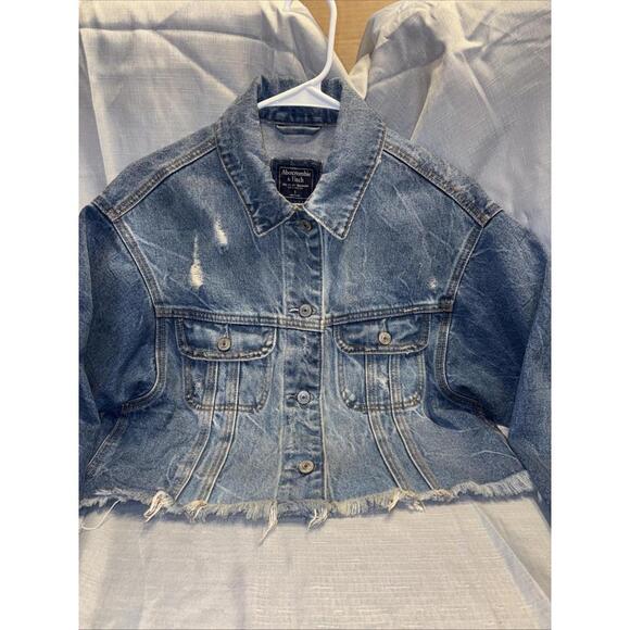 Abercrombie & Fitch Distressed Denim Jacket! - Picture 2 of 4